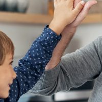 Hablar de tecnología en casa, el mejor control parental para nuestros hijos