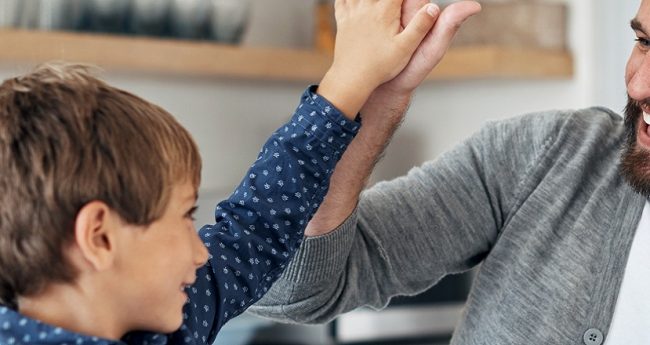 Hablar de tecnología en casa, el mejor control parental para nuestros hijos